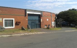 2000 m² Commercial space in Jacobs