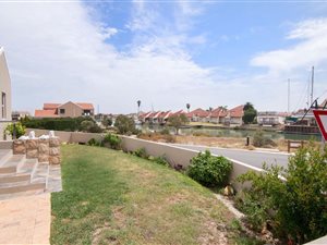 3 Bedroom House in Port Owen