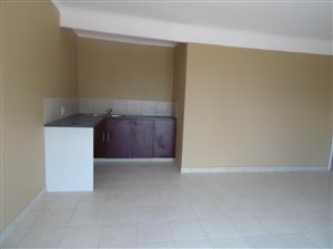 1 Bedroom Garden Cottage in Northcliff