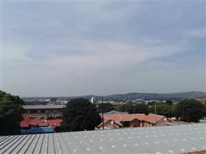 3 Bed Flat in Alberton
