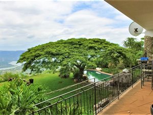 5 Bed House in Crestview