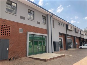 640 m² Commercial space in Woodmead