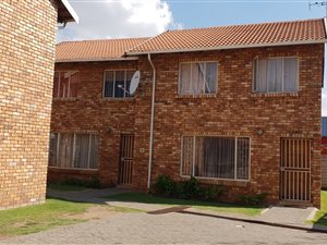 3 Bed Townhouse in Verwoerdpark