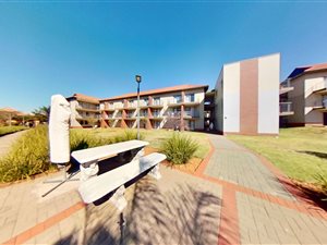 1 Bed Apartment in Ruimsig