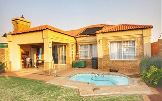 3 Bedroom House in Kenleaf