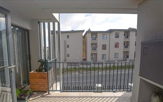 2 Bedroom Apartment in Burgundy Estate