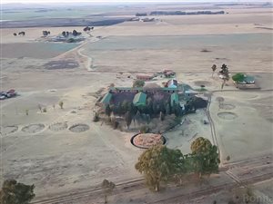 45 ha Farm with House in Henley on Klip
