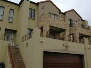 3 Bed Duplex in Allens Nek