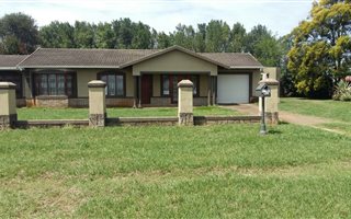 3 Bedroom House in Lincoln Meade