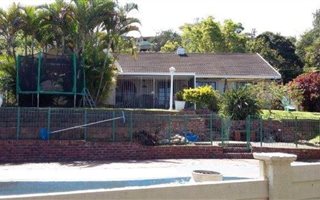 3 Bedroom House in Dawncliffe