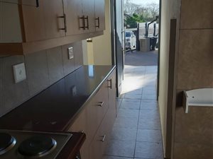 1 Bed Apartment in Isandovale
