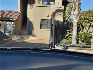 1 Bed Apartment in Isandovale