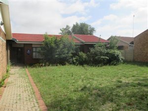 3 Bed House in Flamingo Park