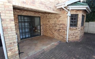 3 Bedroom House in Park Hill