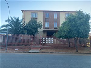 2 Bed Apartment in Kimberley Central
