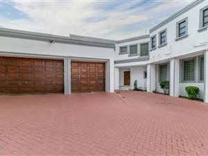 7 Bed House in Kelvin
