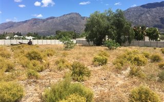 1000 m² Land available in De Doorns