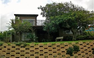 5 Bedroom House in Blythedale Beach