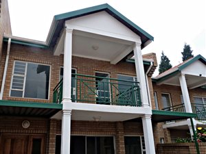 3 Bed Townhouse in Edenglen