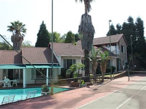 4 Bed House in Paulshof
