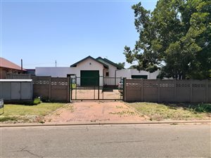 3 Bed House in Mayberry Park