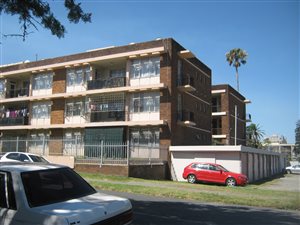 3 Bed Flat in Southernwood