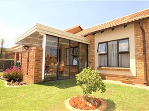 2 Bed Townhouse in Brentwood