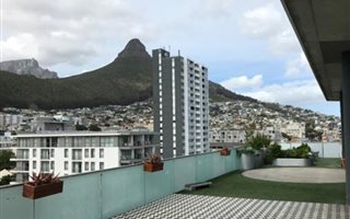 853 m² Commercial space in Sea Point