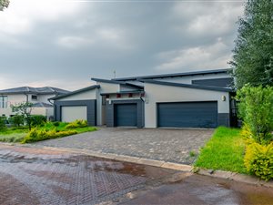 4 Bed House in The Meadows
