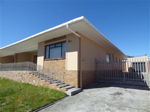 3 Bed House in Rylands