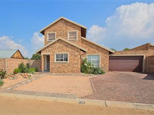 4 Bed Townhouse in Pomona