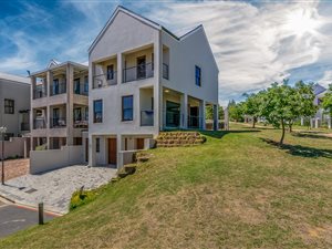 3 Bed House in Welgevonden Estate