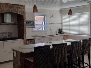 3 Bed House in Strandfontein