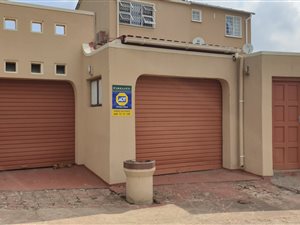 2 Bed House in Newlands East
