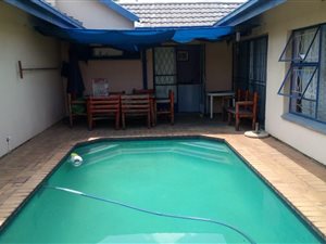 6 Bed House in Edelweiss