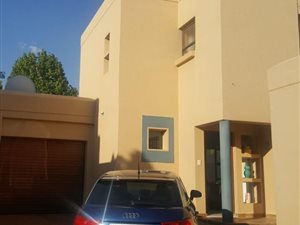 3 Bedroom Cluster in Lonehill
