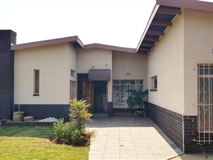 4 Bed House in Vanderbijlpark SW1