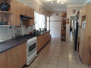 3 Bed House in Comet