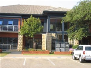 135 m² Office Space in Ruimsig