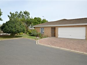 3 Bed Townhouse in D Urbanvale