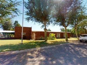 3 Bed House in Flora Park