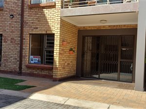 2 Bed House in Montana Tuine