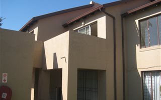 3 Bedroom Townhouse in Elandspark