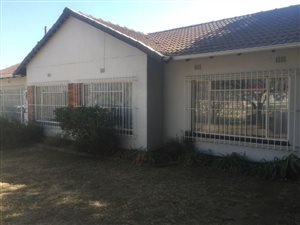 3 Bed House in Elspark