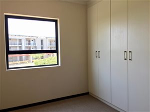 2 Bed Apartment in Jackal Creek Golf Estate