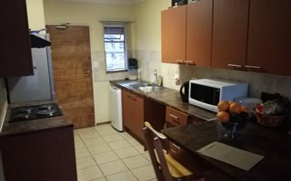 2 Bedroom Apartment in Weltevreden Park