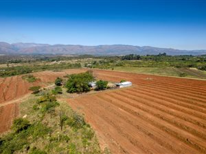 9 ha Farm in Barberton