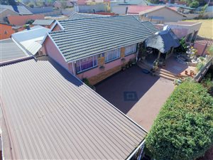 4 Bed House in Lindhaven