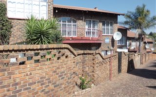 3 Bedroom Apartment in Ridgeway
