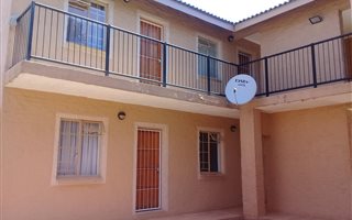 Studio apartment in Gezina